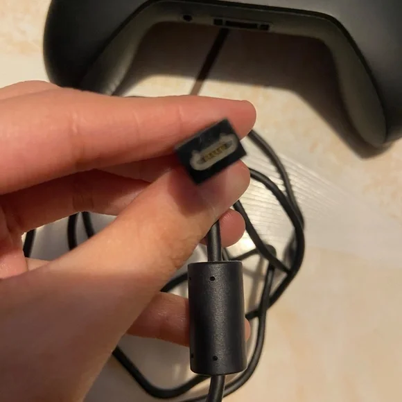 Xbox controller for sale - Picture 8 of 10